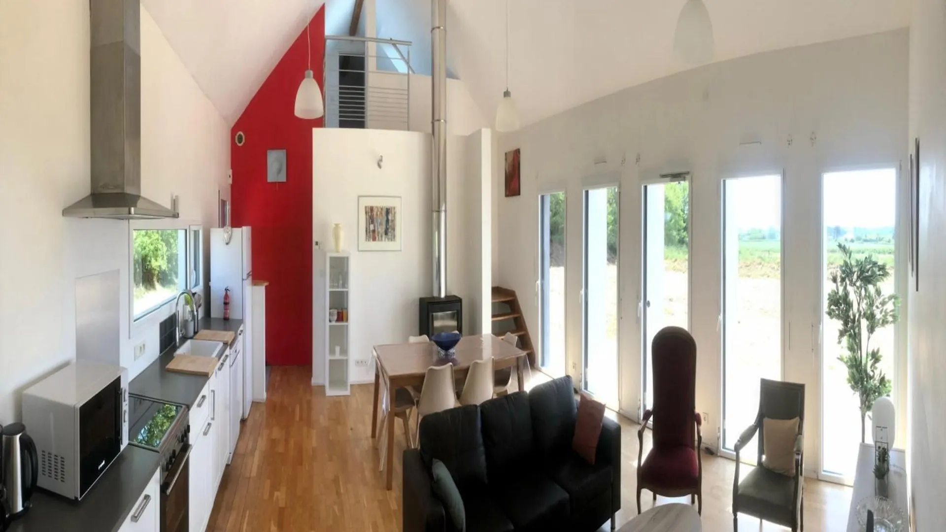 Spacious Apartment In Lanillis Lannilis France